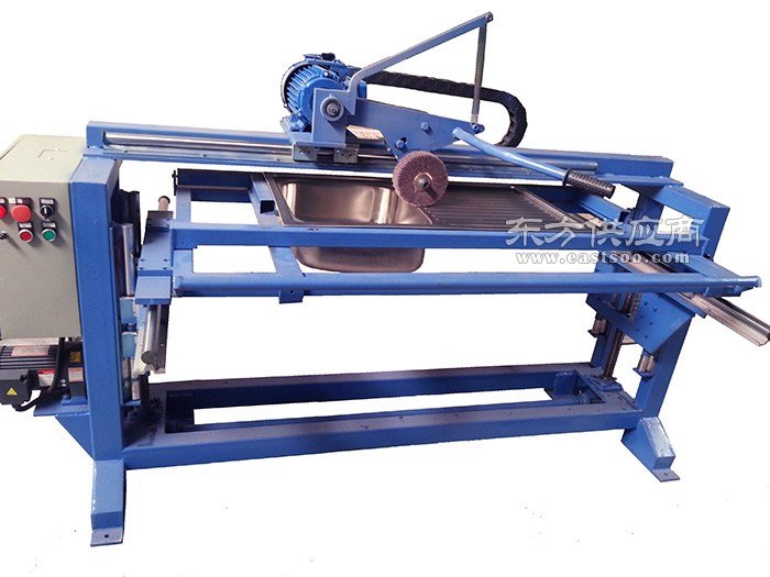 萬锘機(jī)械 專業(yè)平面拋光機(jī)與鋼管除銹拋光機(jī)解決方案供應(yīng)商